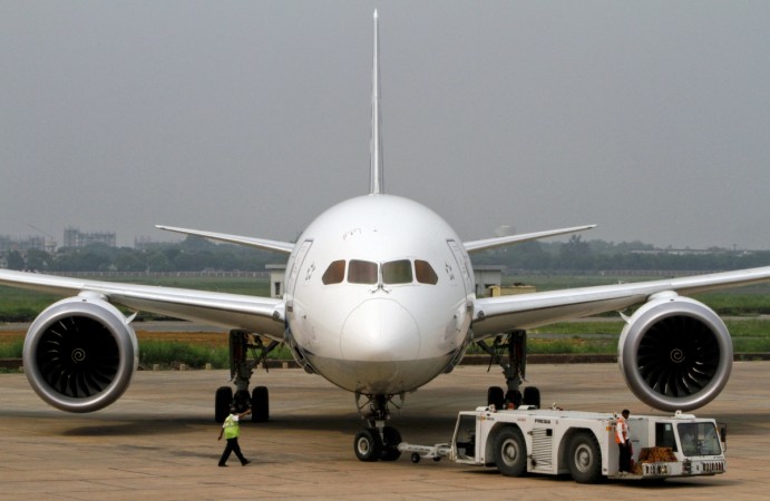 2airindiajetairwayspilotssuspendedforbeingdrunk